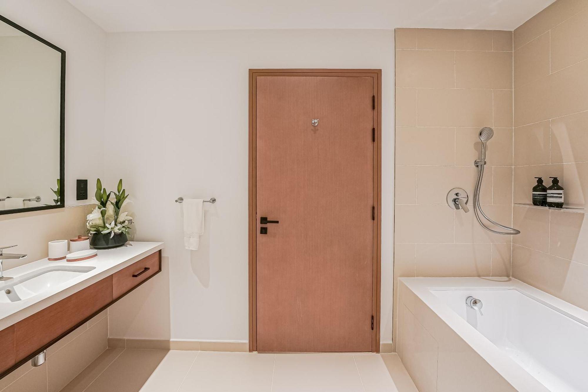 Modern 2Br High Floor Haven In Vida Dubai Marinaアパートメント エクステリア 写真