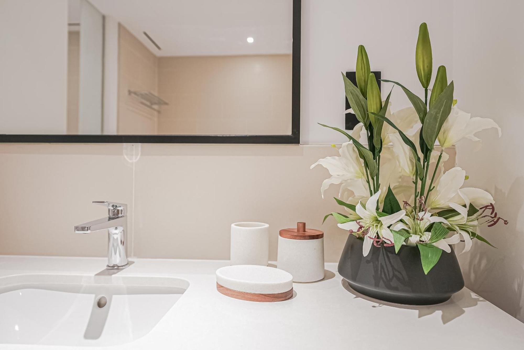 Modern 2Br High Floor Haven In Vida Dubai Marinaアパートメント エクステリア 写真