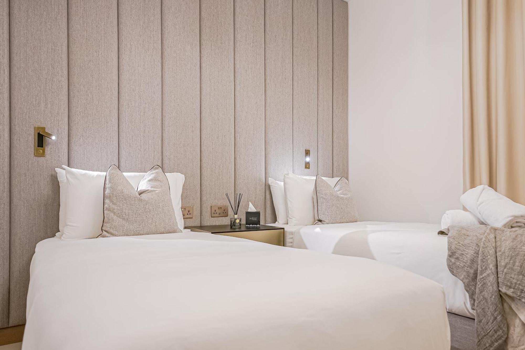 Modern 2Br High Floor Haven In Vida Dubai Marinaアパートメント エクステリア 写真