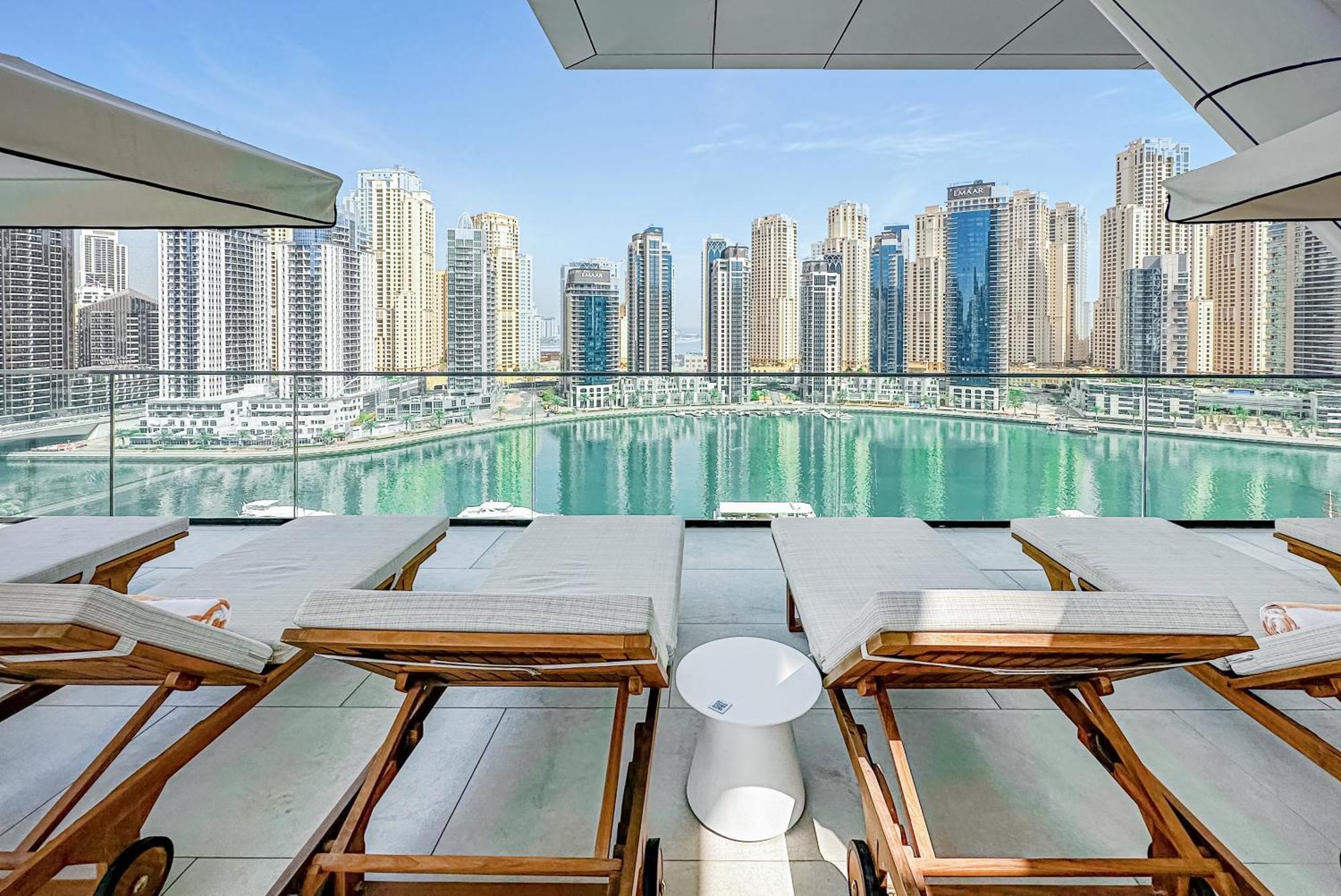 Modern 2Br High Floor Haven In Vida Dubai Marinaアパートメント エクステリア 写真